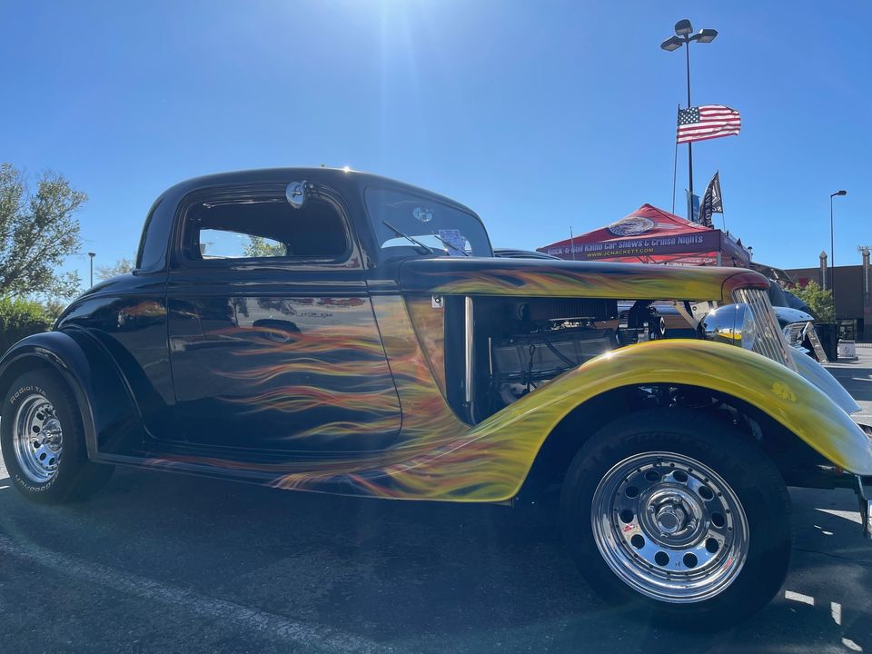 Cruise Night Car Show